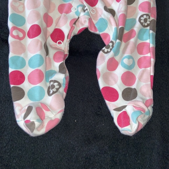 Love’n cuddles baby footies - Picture 3 of 5